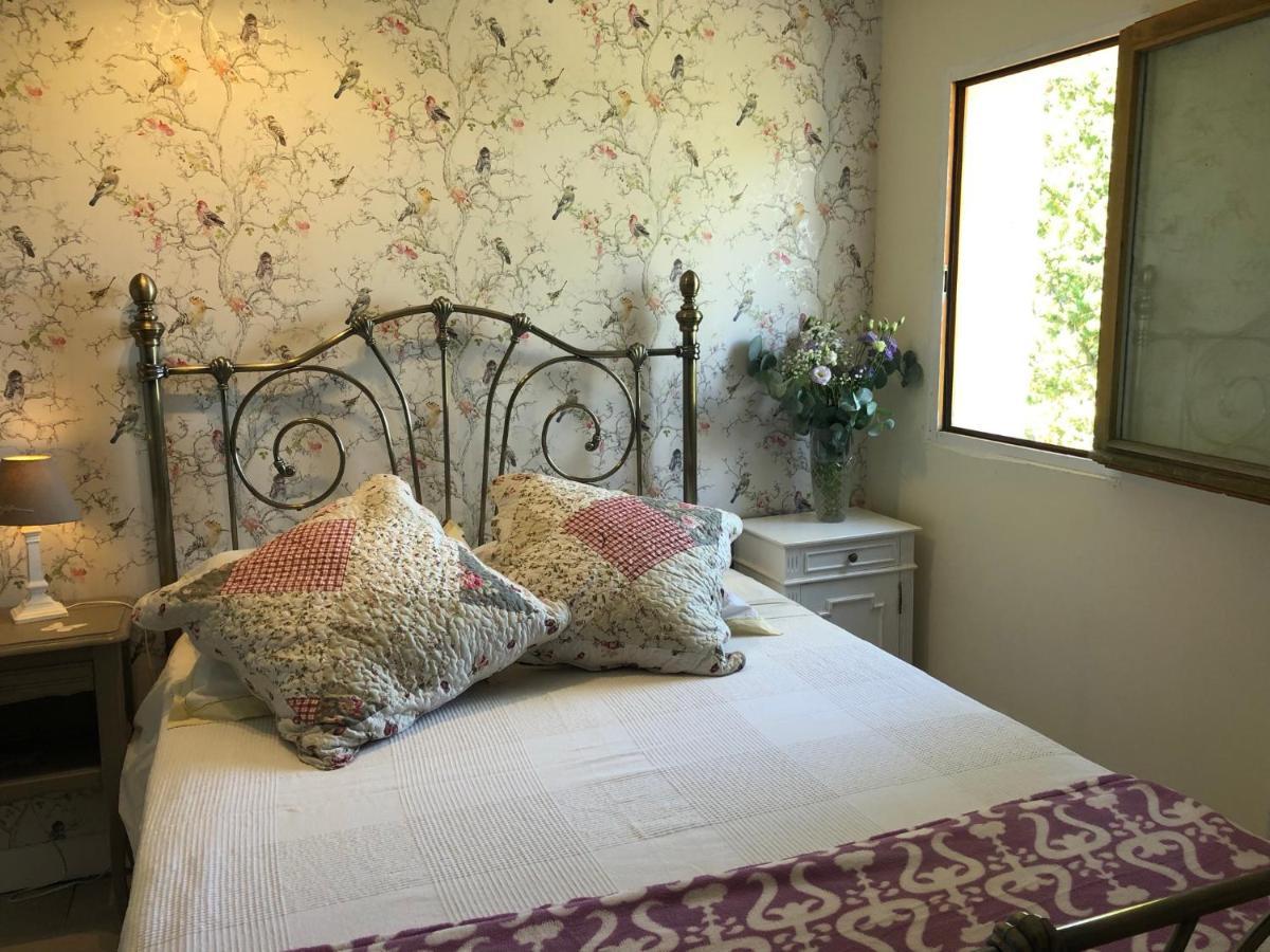 Bed and Breakfast Crazy Foxy Retreats Fox-Amphoux Esterno foto