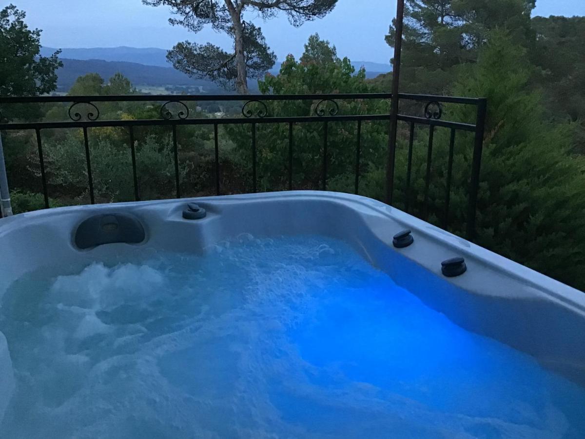 Bed and Breakfast Crazy Foxy Retreats Fox-Amphoux Esterno foto